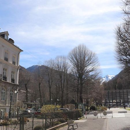 Le Palais D'Etigny Bagneres-de-Luchon Exterior foto
